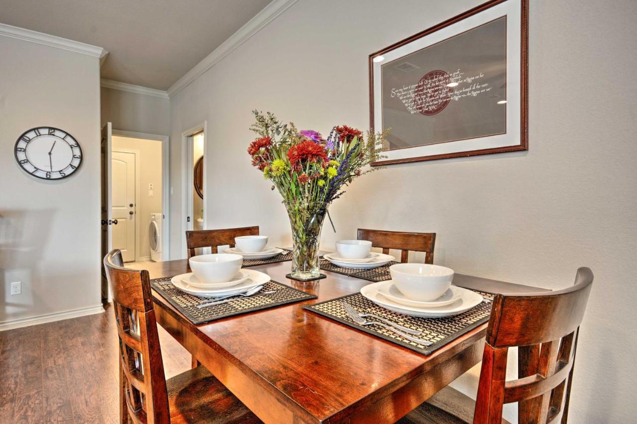 College Station Townhouse With Private Patio Villa Ngoại thất bức ảnh